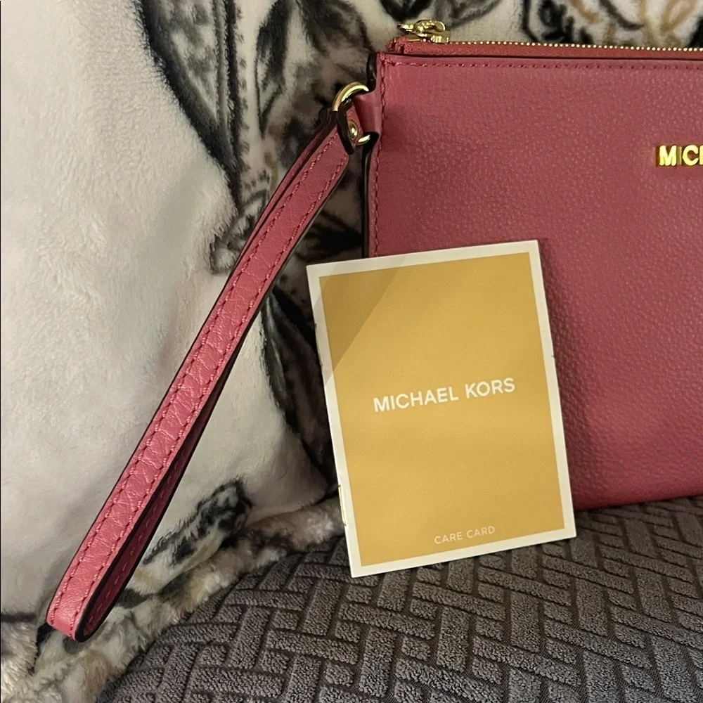 Michael Kors Rose Leather Wristlet